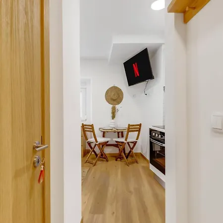 Apartamento Cosy Heart Of Santos - Ac | By Airnest Lisboa