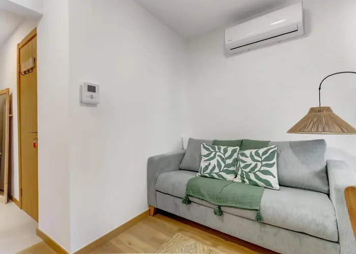 Cosy Heart Of Santos - Ac | By Airnest Διαμέρισμα Lisboa